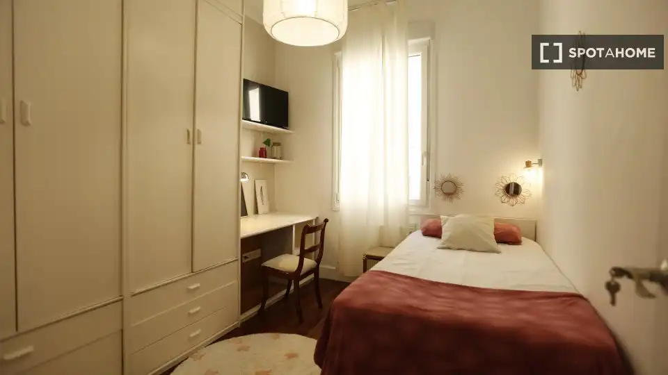 Dormitori de Apartament per a compartir en Bilbao  amb Aire condicionat, Calefacció i Terrassa
