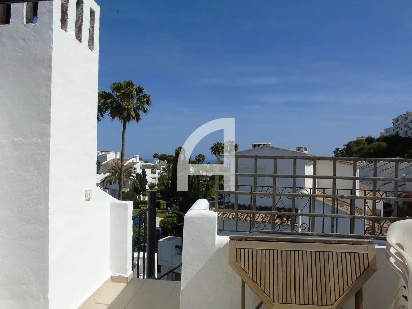 Vista exterior de Dúplex de alquiler en Mijas con Aire acondicionado, Calefacción y Terraza