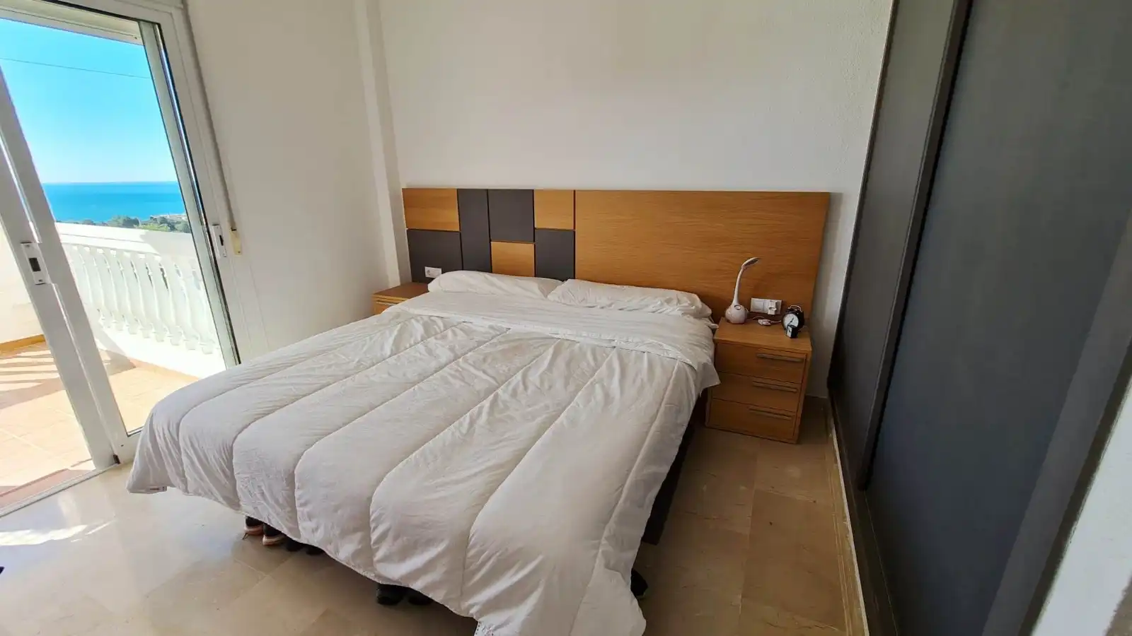 Dormitori de Casa o xalet en venda en Benalmádena amb Aire condicionat, Jardí privat i Terrassa