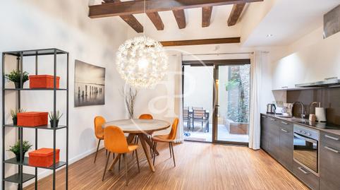 Photo 2 of Flat for sale in C/ de Les Cabres, El Raval, Barcelona