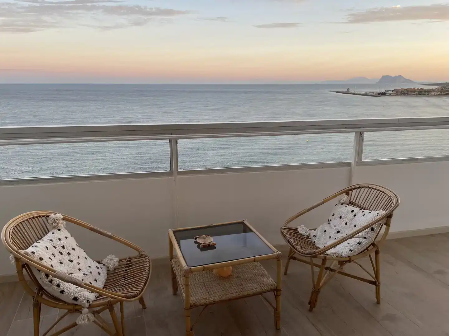 Terrasse von Wohnung zur Miete in Sotogrande mit Balkon