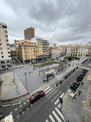 Piso en Alquiler en Barrio del Centro
