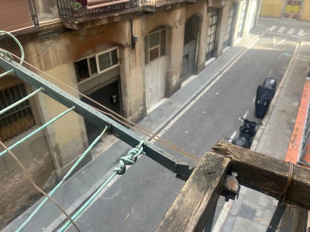 Vista exterior de Piso en venta en Barcelona con Aire acondicionado, Parquet y Balcón