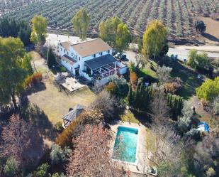 Jardí de Local en venda en Villanueva de Tapia amb Aire condicionat