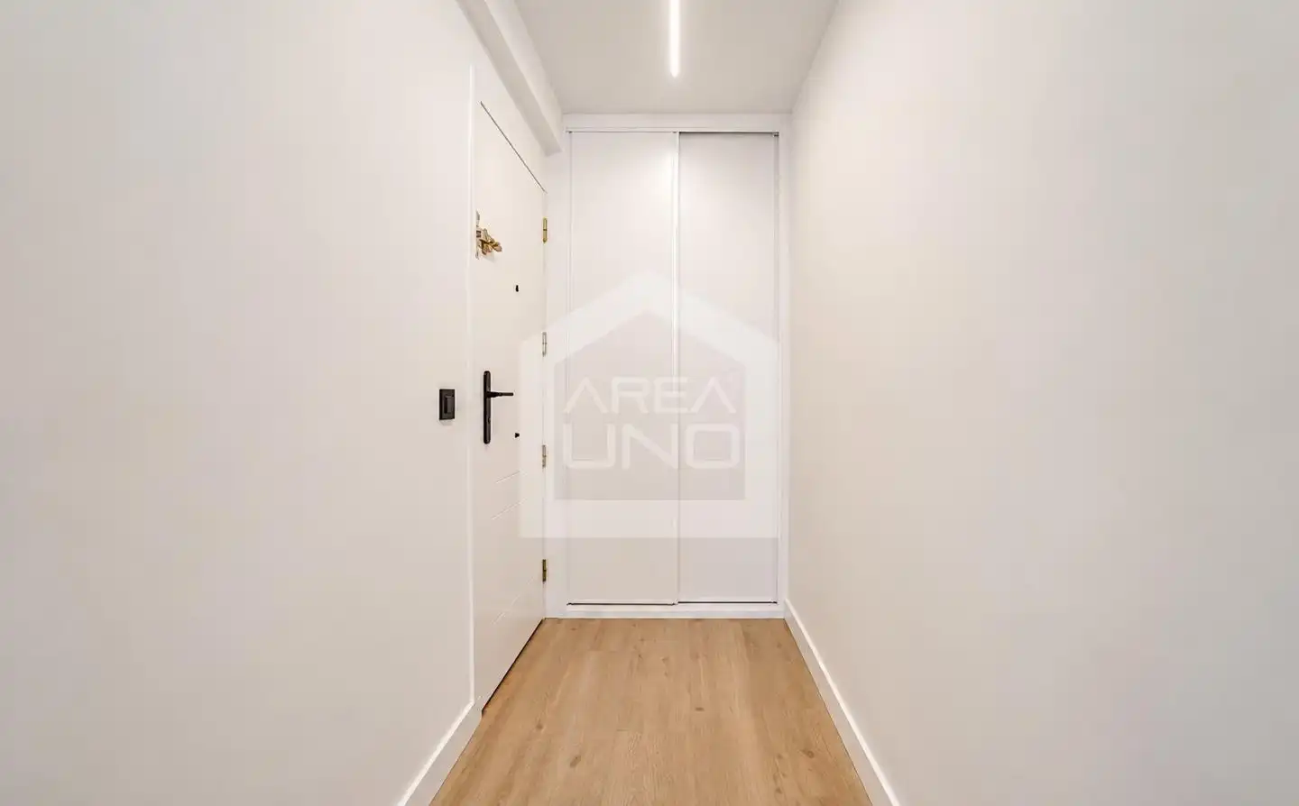 Wohnung zum Verkauf in Alcorcón mit Klimaanlage, Heizung und Terrasse