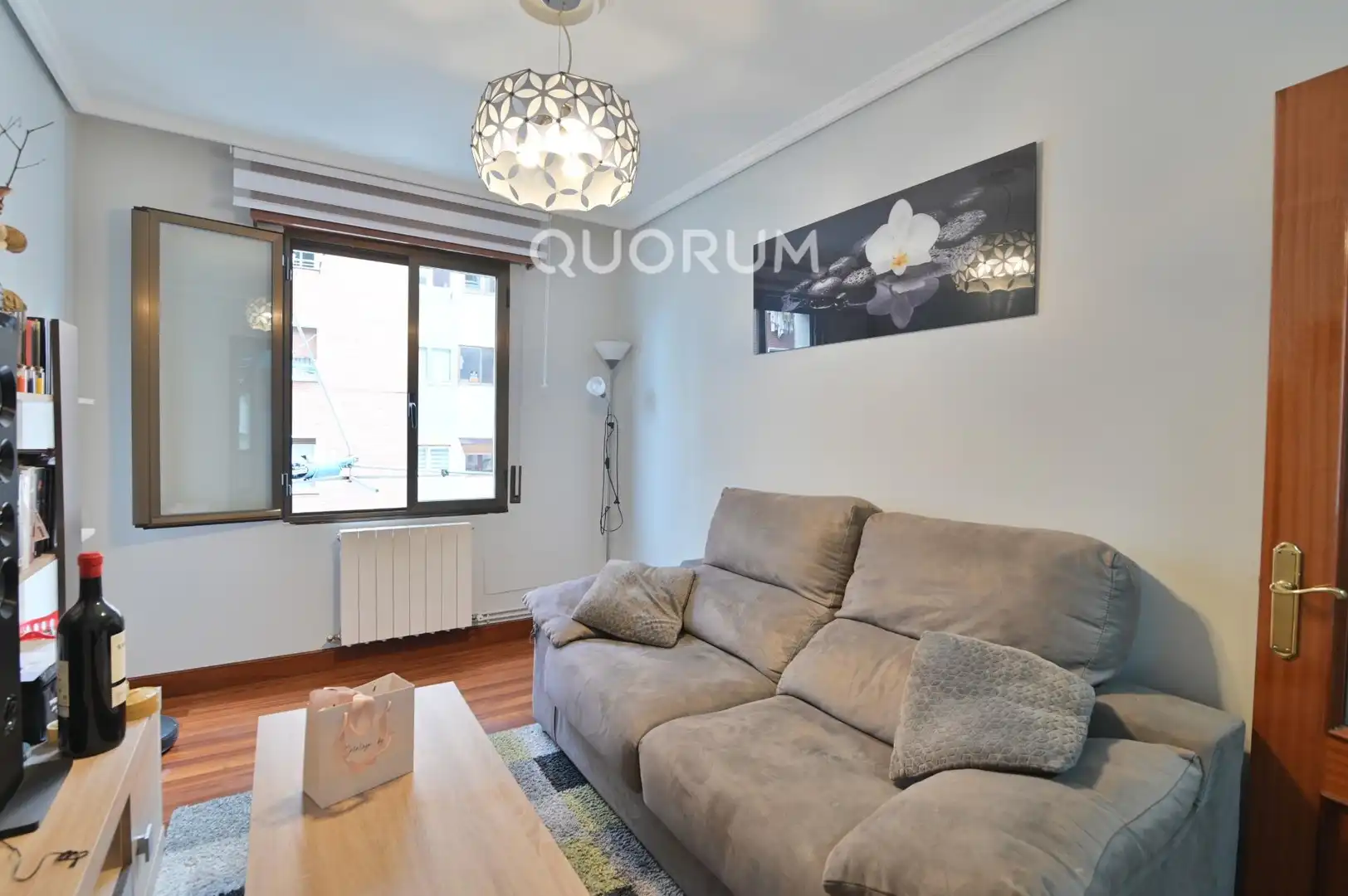 Sala de estar de Piso en venta en Ibaiondo