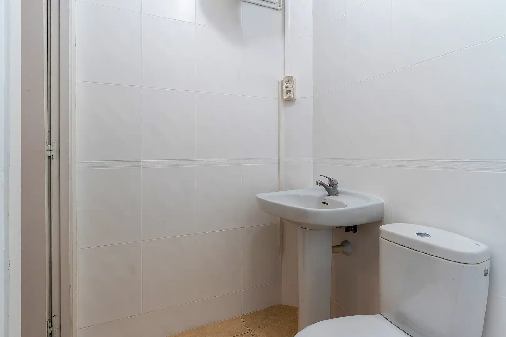 Bany de Loft en venda en Barcelona amb Balcó