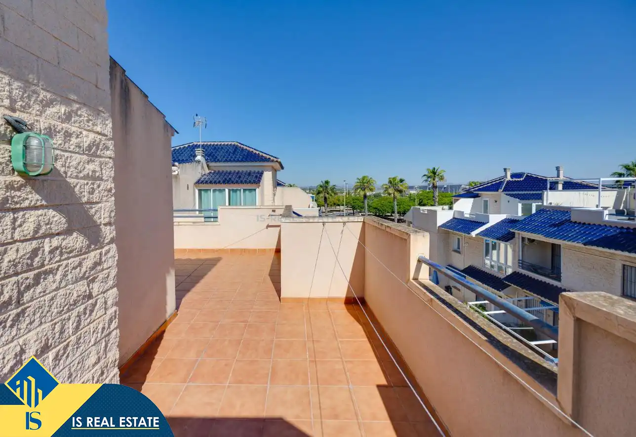 Terrassa de Casa adosada en venda en Torrevieja amb Aire condicionat, Calefacció i Terrassa