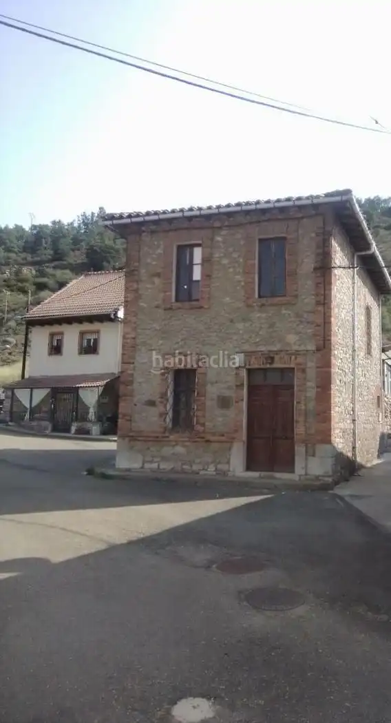 Adossat en venda a Calle Bernardino Brasas 3