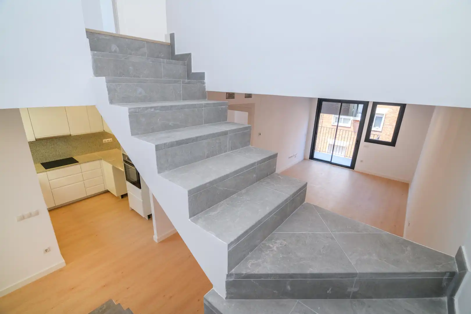 Penthouse with terrace for sale in Carrer Victòria 95, imagen 39