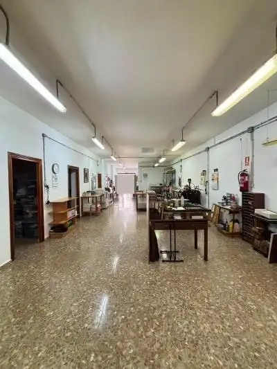 Local comercial de lloguer a Valdepeñas, imagen 7
