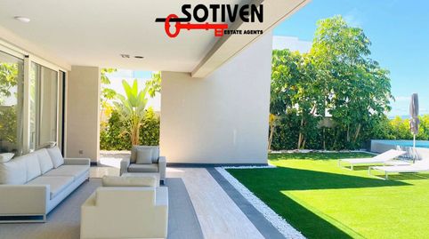 Foto 4 de Casa o chalet en venta en La Caleta, Adeje