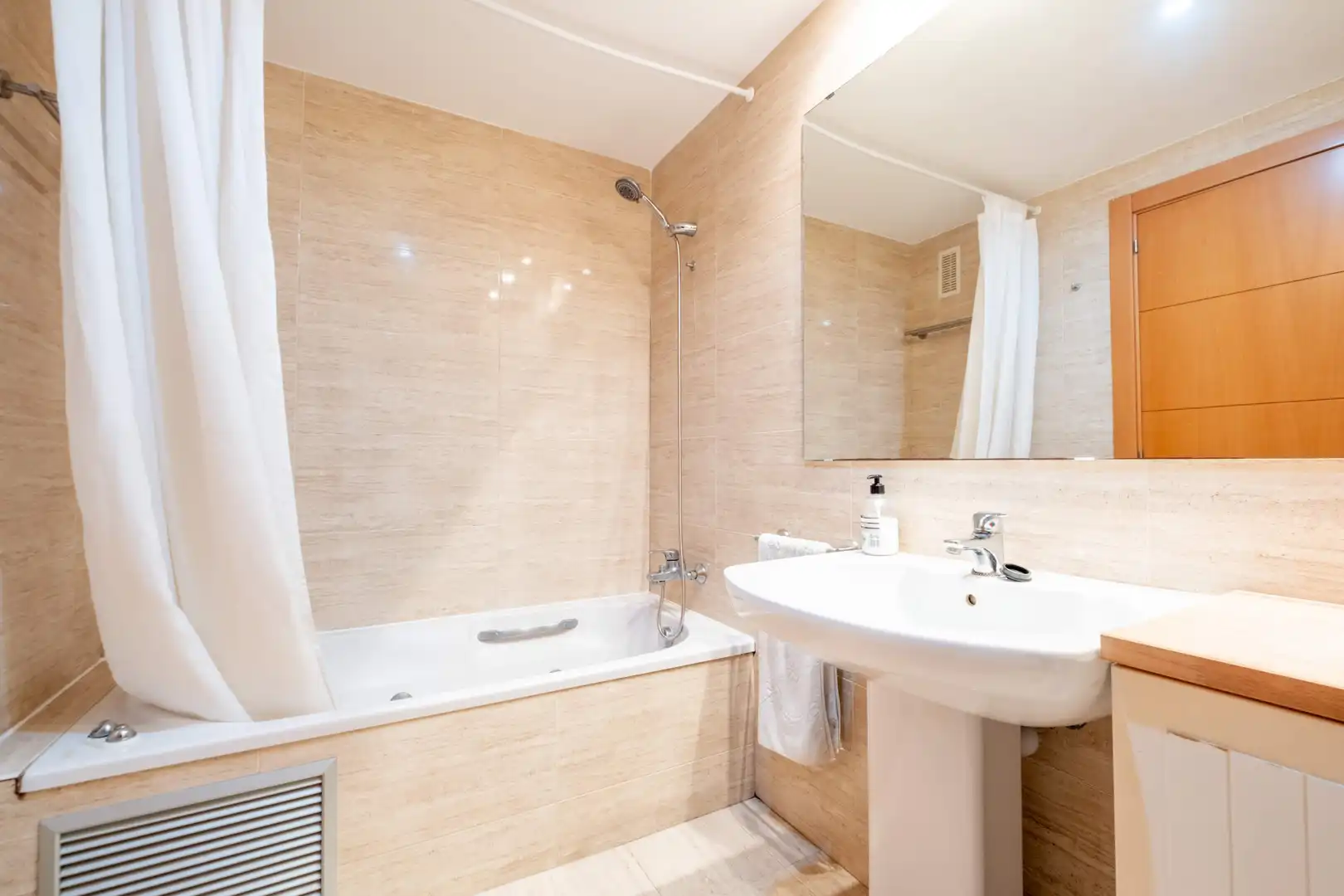 Piso en venta en Calle RAMIRO I, 46, Cuarte de Huerva