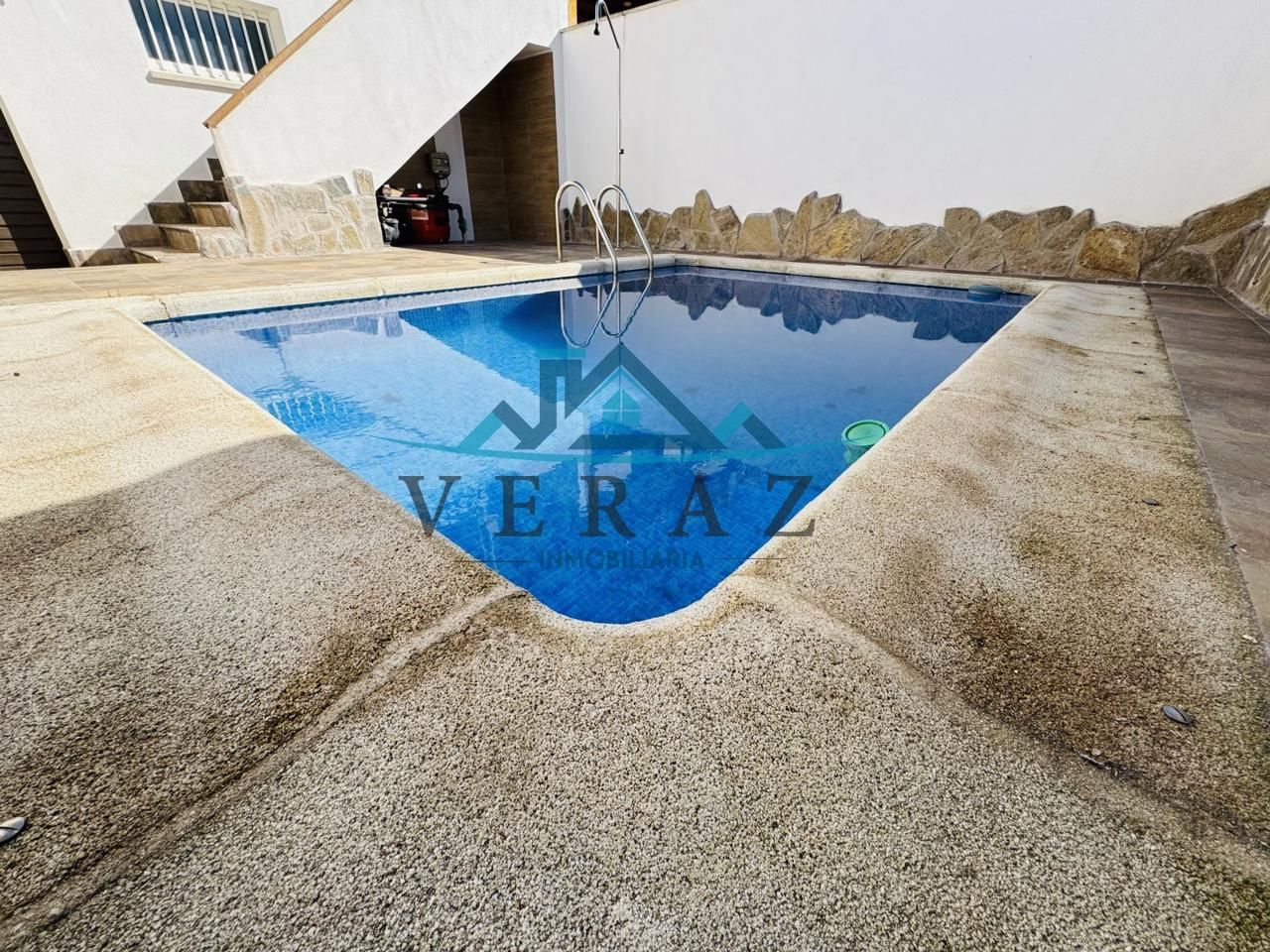 Swimming pool of House or chalet for sale in Talavera de la Reina  with Air Conditioner, Heating and Parquet flooring