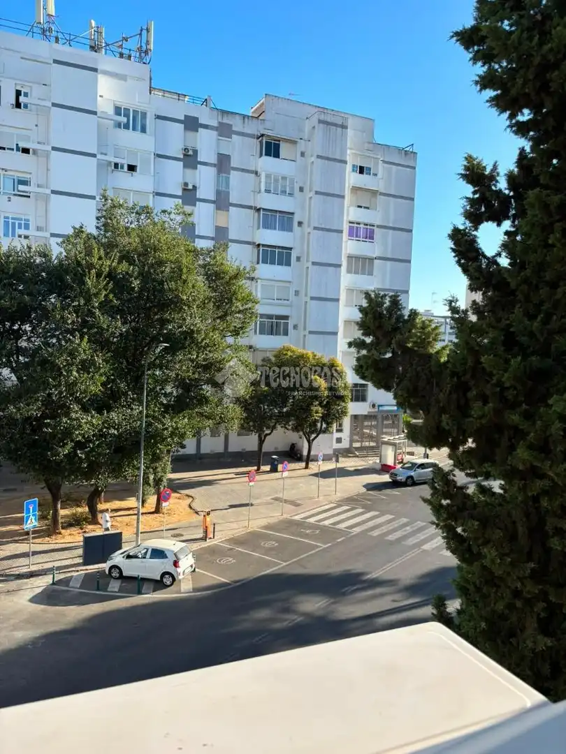 Vista exterior de Pis en venda en Sevilla