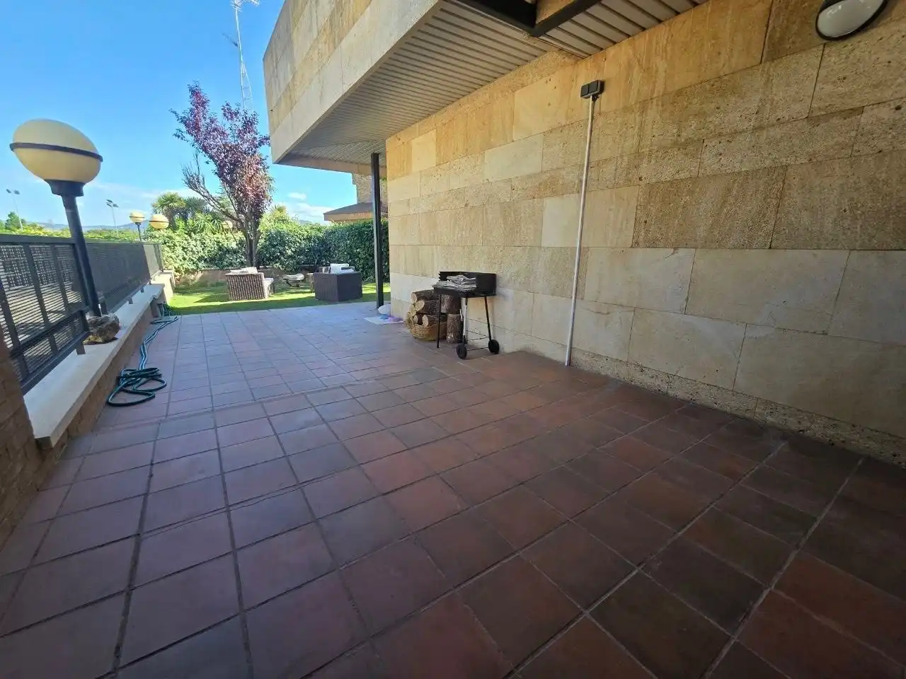 Terraza de Casa o chalet en venta en  Logroño con Calefacción, Jardín privado y Terraza