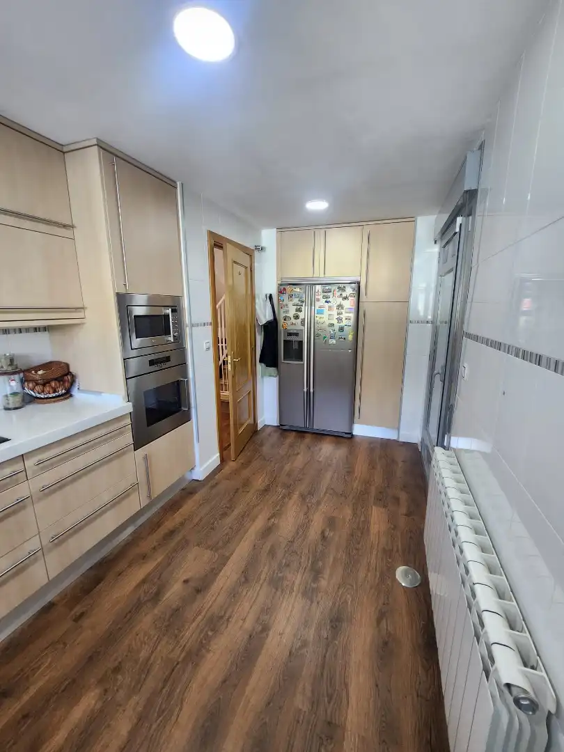 Cocina de Casa o chalet en venta en Villalbilla con Aire acondicionado, Calefacción y Jardín privado