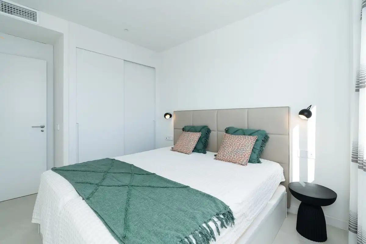 Ático con terraza en venta en Paseo Jesús Santos Rein 5, imagen 8
