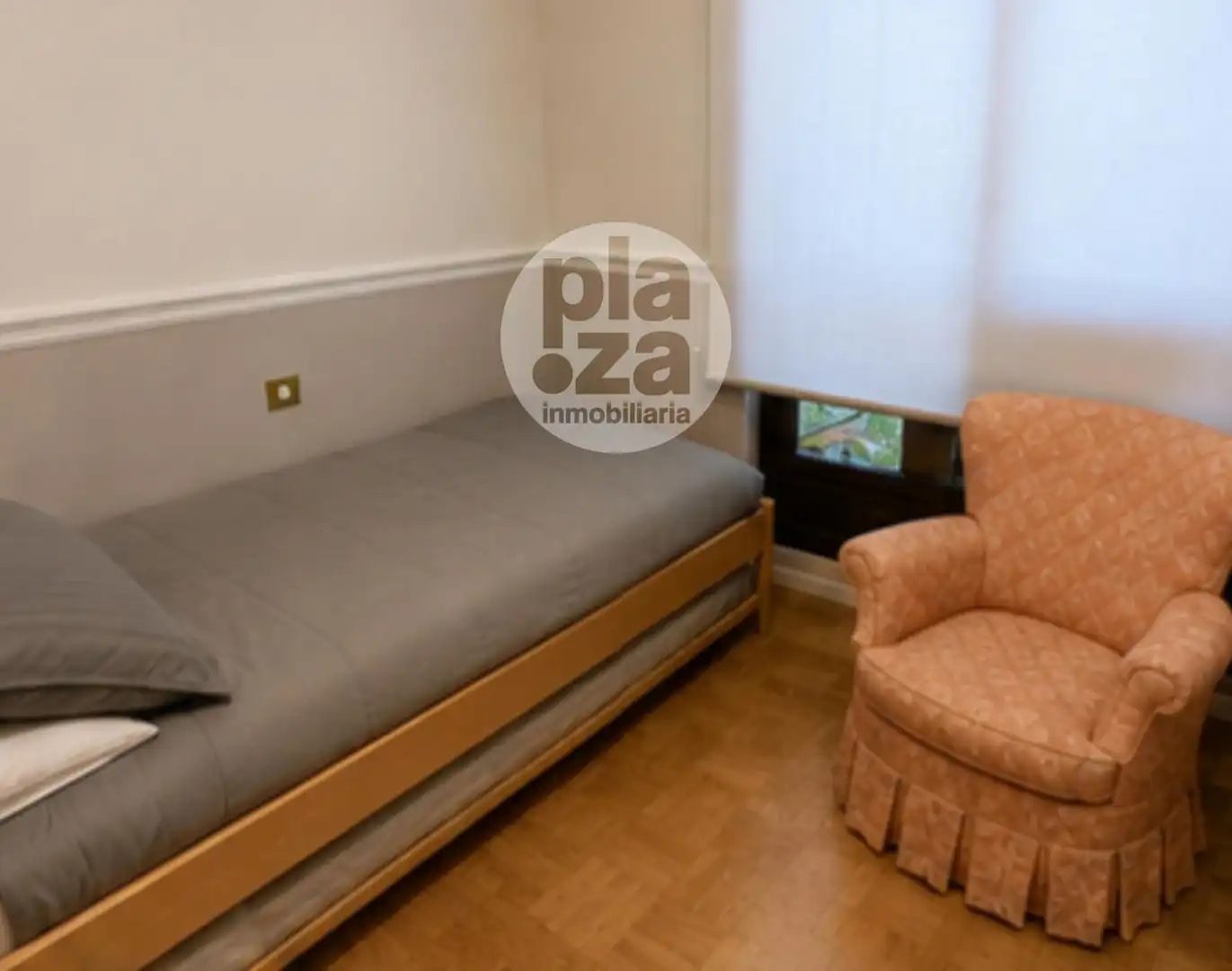 Schlafzimmer von Maisonette zum Verkauf in Burgos mit Heizung, Terrasse und Abstellraum
