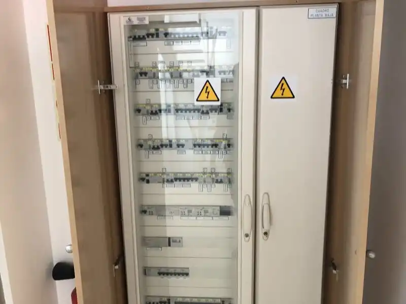 Oficina en venta en CL ALFAREROS 4, Torrijos