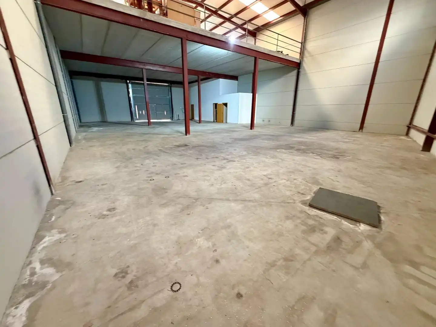 Industrial buildings for rent in Aspe