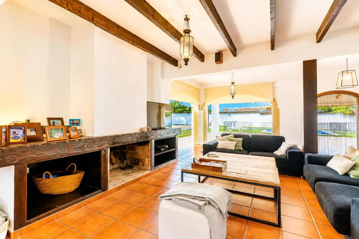 Sala de estar de Casa o chalet en venta en Santa Pola con Calefacción, Jardín privado y Parquet