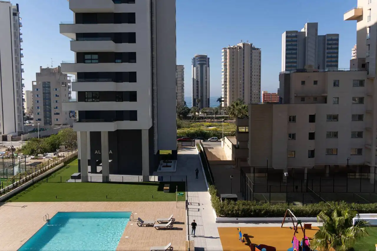 Swimming pool of Flat for sale in Calpe / Calp  with Air Conditioner, Heating and Terrace