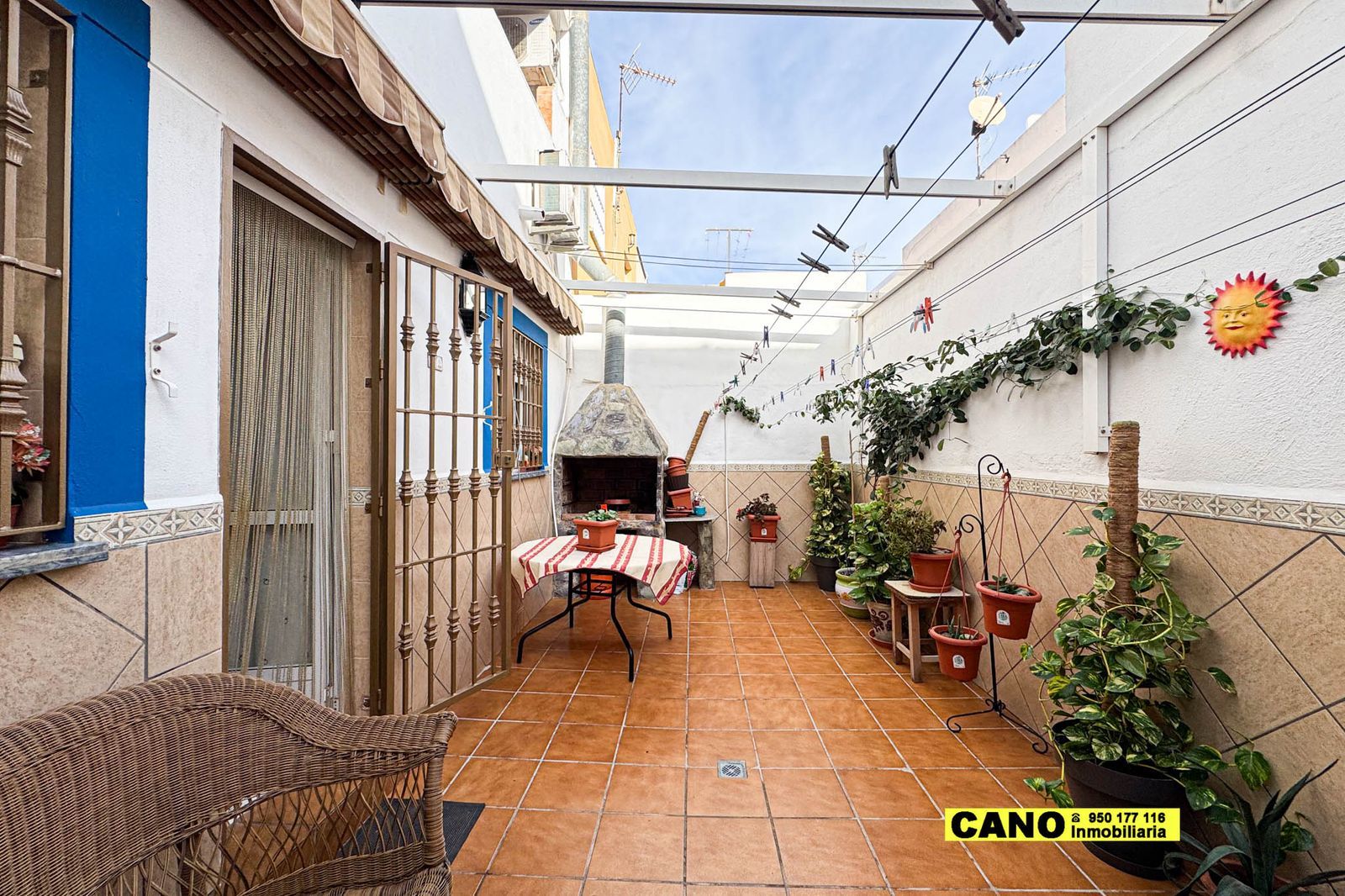 Terrace of House or chalet for sale in Roquetas de Mar  with Terrace and Storage room