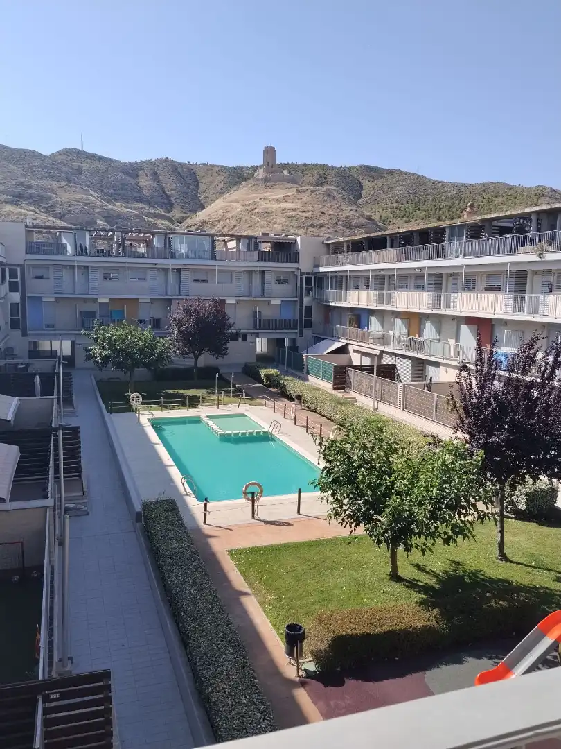 Piscina de Dúplex en venta en Cadrete con Aire acondicionado, Calefacción y Parquet