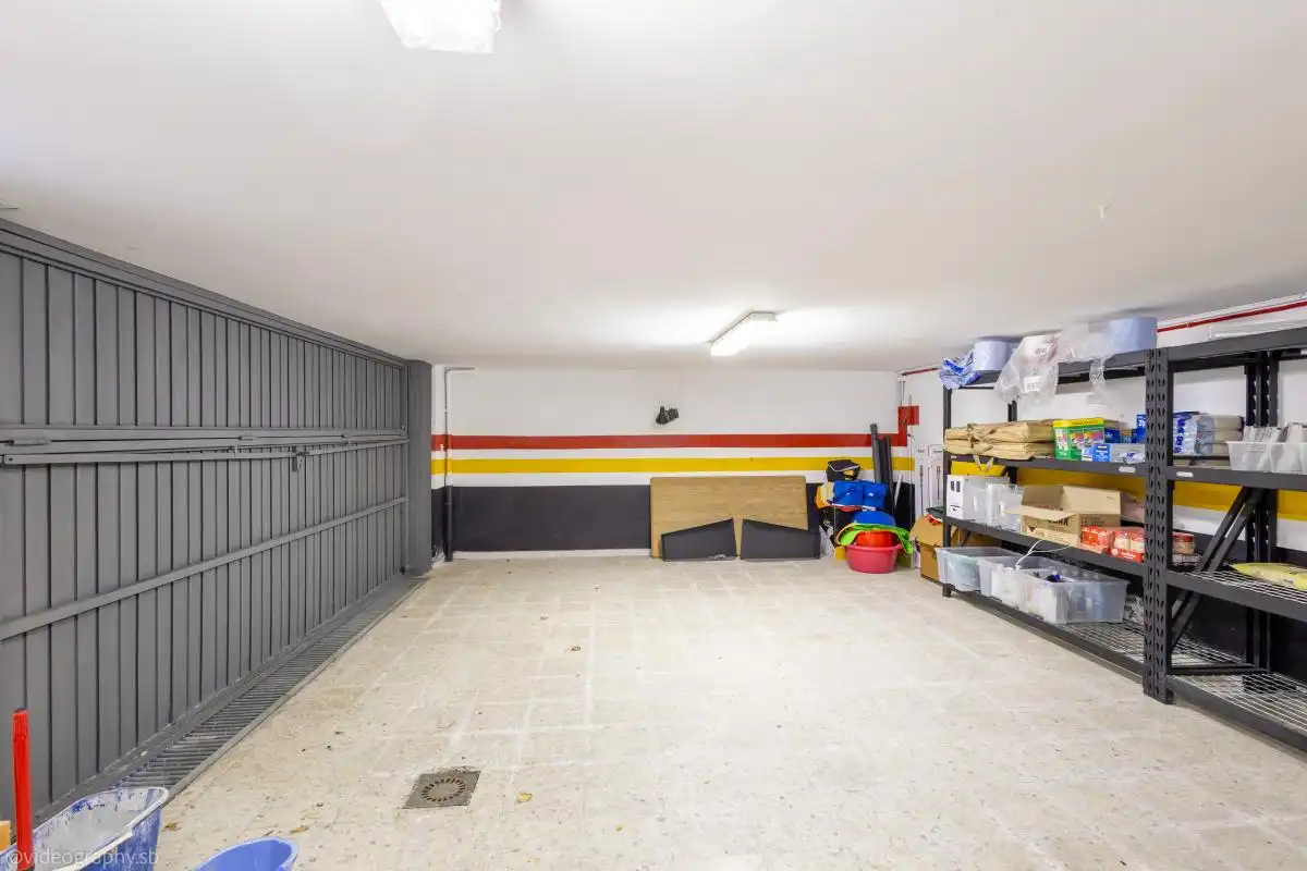 Houses for sale in Móstoles  with Air Conditioner, Heating and Private garden