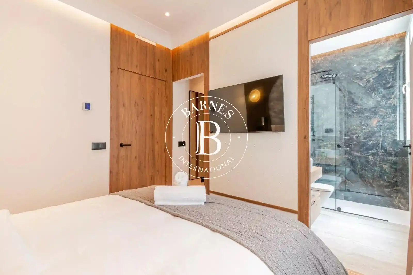 Bedroom of Flat for rent in Madrid  with Air Conditioner, Heating and Terrace