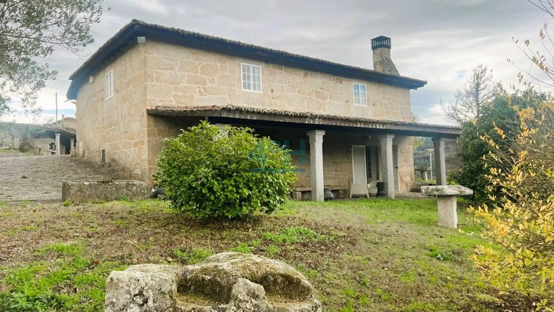 Exterior view of Country homes for sale in San Cibrao das Viñas  with Heating, Private garden and Terrace