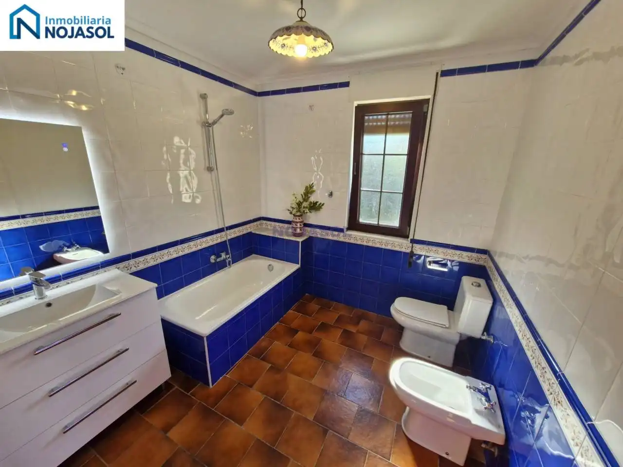 Baño de Casa o chalet en venta en Meruelo, Cantabria