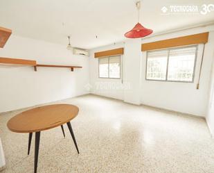 Exterior view of Flat for sale in  Granada Capital