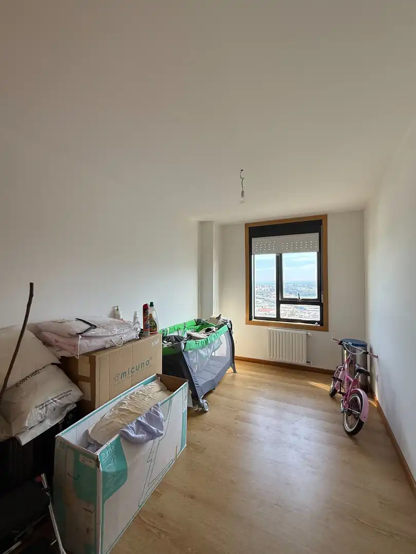 Habitación de Piso en venta en A Coruña Capital  con Calefacción y Trastero