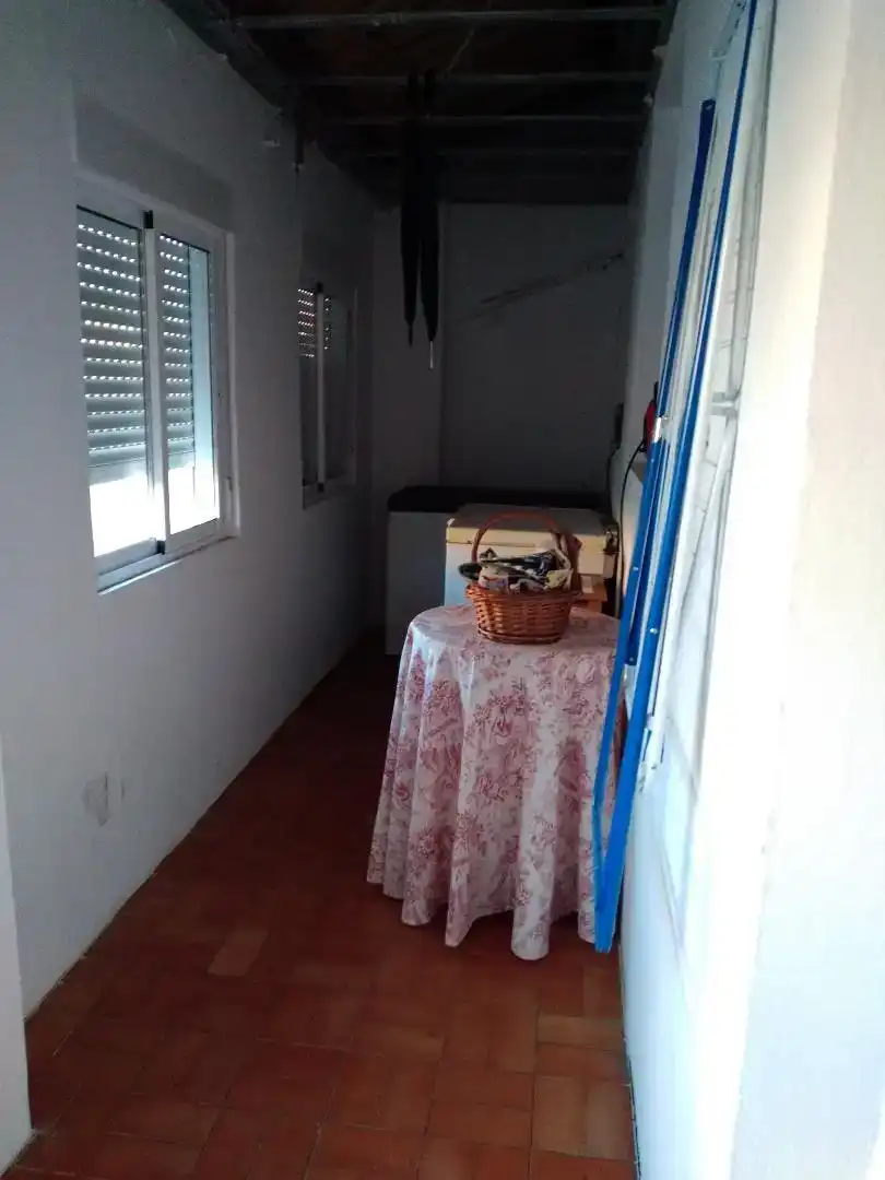Casa o xalet en venda en Villagatón amb Jardí privat, Traster i Moblat