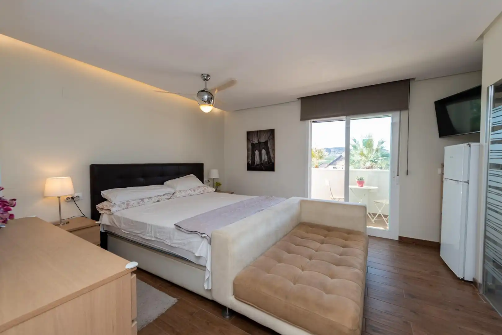Habitación de Casa o chalet en venta en Alicante / Alacant con Aire acondicionado, Calefacción y Jardín privado