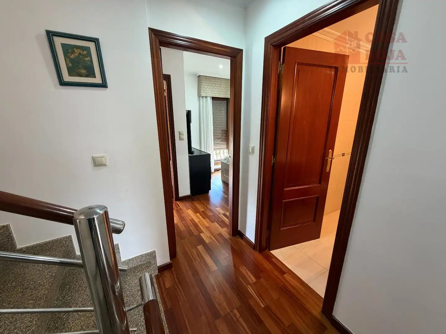 Casa adosada en venda en Cangas  amb Calefacció, Parquet i Traster