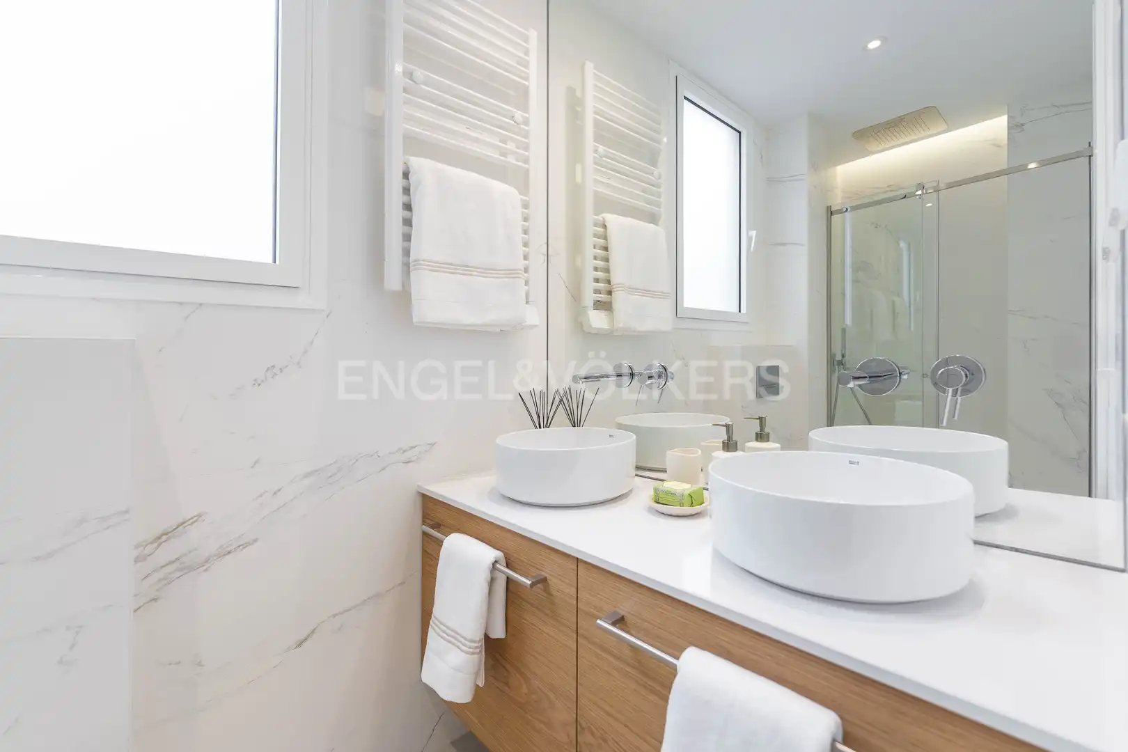 Badezimmer von Wohnung zur Miete in Madrid mit Klimaanlage, Heizung und Möbliert