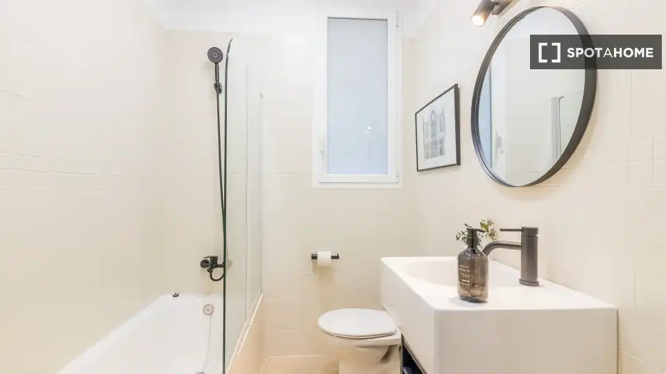 Flat with terrace to rent in Eixample, imagen 12