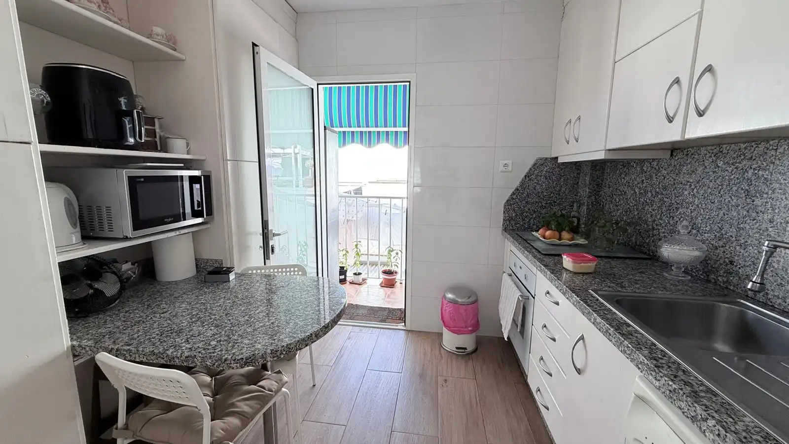 Cuina de Pis en venda en Vélez-Málaga amb Aire condicionat, Calefacció i Terrassa