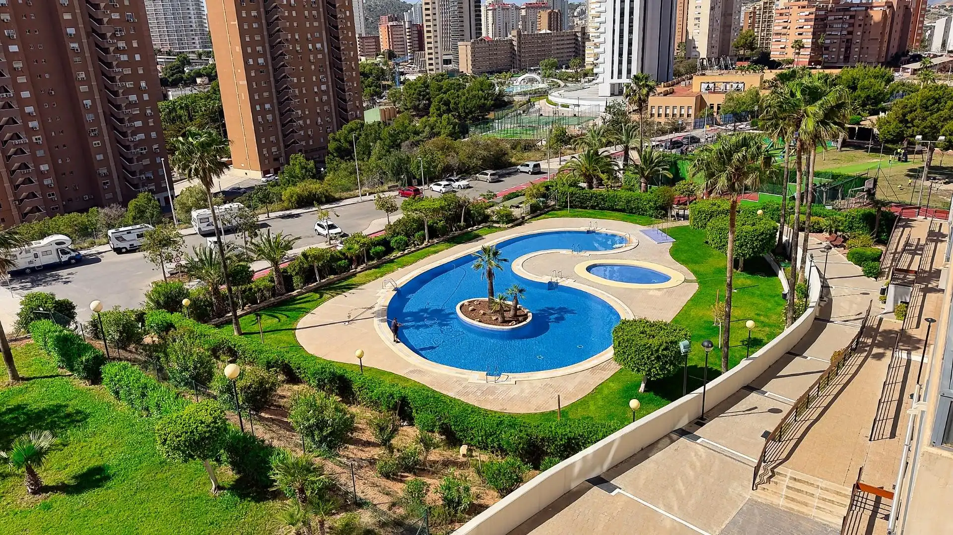 Piscina de Piso en venta en Benidorm con Aire acondicionado, Jardín privado y Terraza