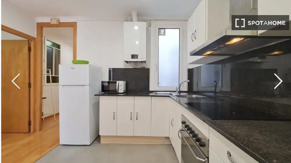 Piso con terraza en alquiler en Gràcia, imagen 3