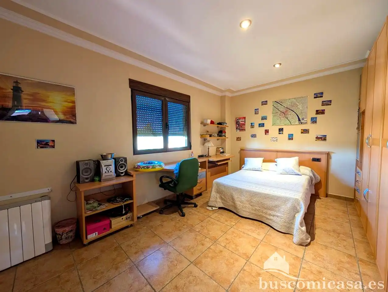 Dormitori de Casa o xalet en venda en Linares amb Aire condicionat, Jardí privat i Terrassa