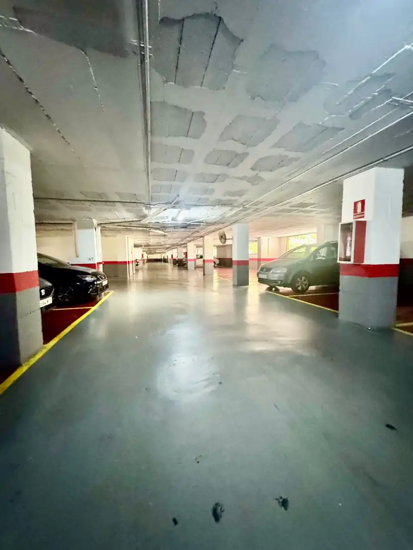 Parking of Flat for sale in Fuengirola  with Air Conditioner, Terrace and Furnished