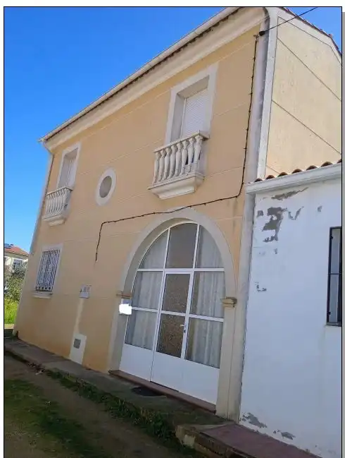Casa en venta en Madroñera