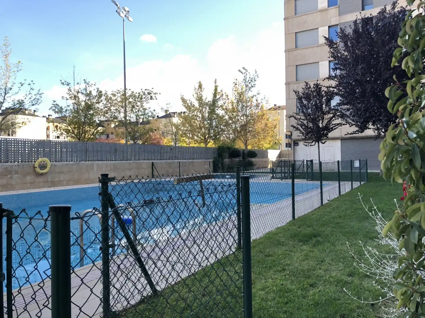 Swimming pool of Flat for sale in  Logroño  with Heating, Private garden and Parquet flooring