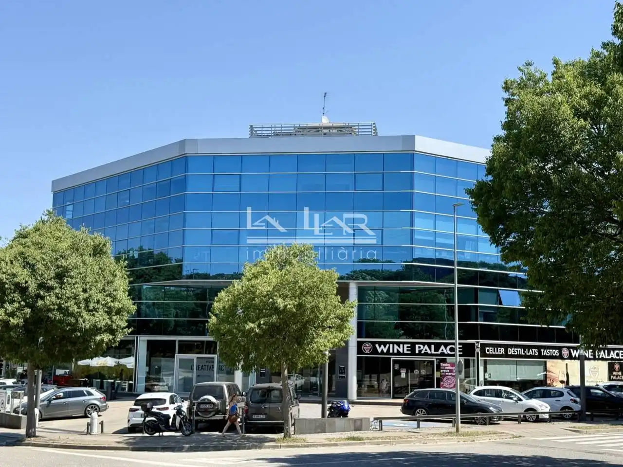Vista exterior de Oficina de lloguer en Vic amb Aire condicionat i Calefacció