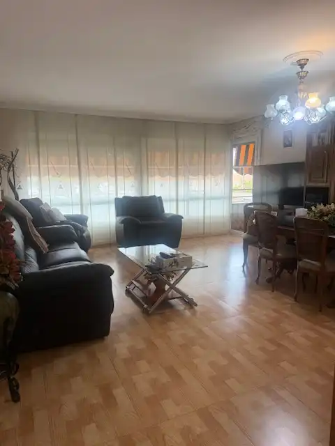 Sala de estar de Piso en venta en Sabadell con Calefacción, Trastero y Amueblado