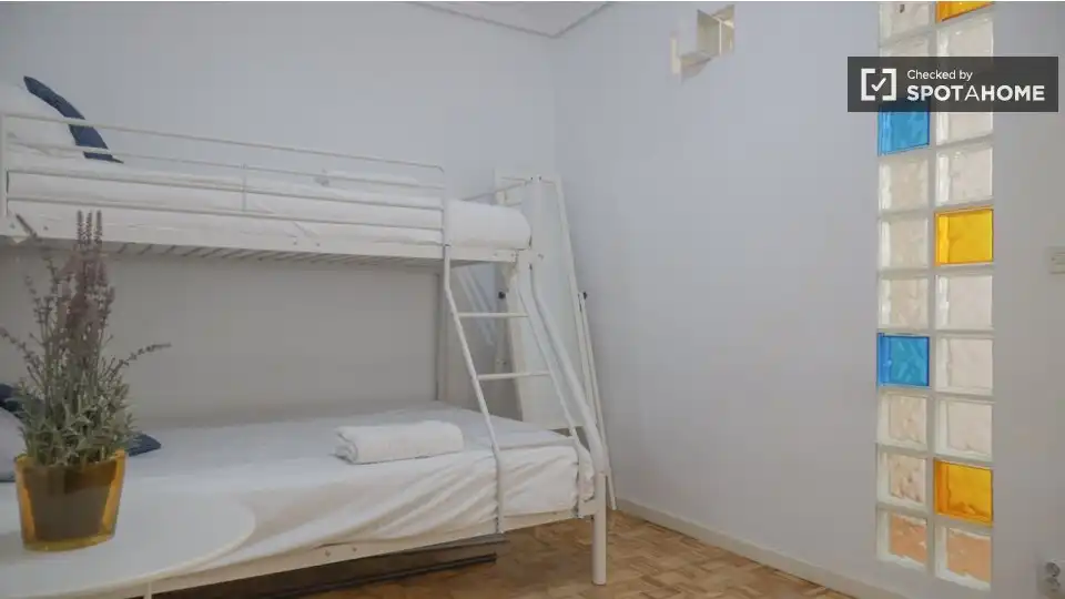 Appartamento con terrazza in affitto a Centro, imagen 17